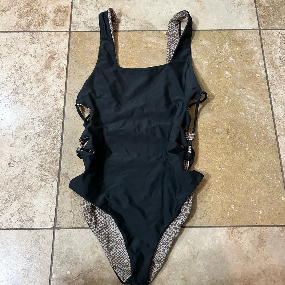 Black Acacia One Piece Swimsuit. Good Conditon!!